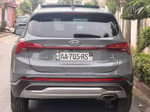 Hyundai Santa Fe 2021 Gris