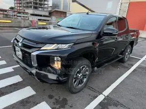 Mitsubishi L200 2024 Noir
