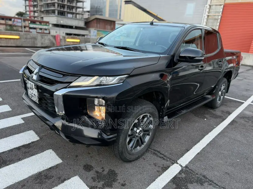 Mitsubishi L200 2024 Noir