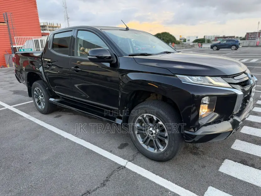 Mitsubishi L200 2024 Noir