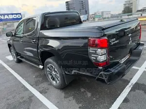 Mitsubishi L200 2024 Noir