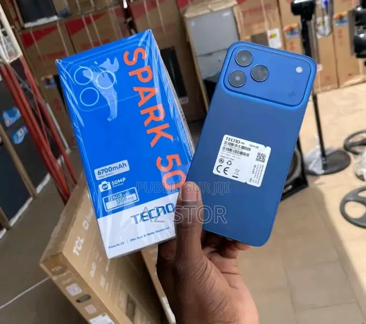 Nouveau Tecno Spark 50 128 GB Bleu