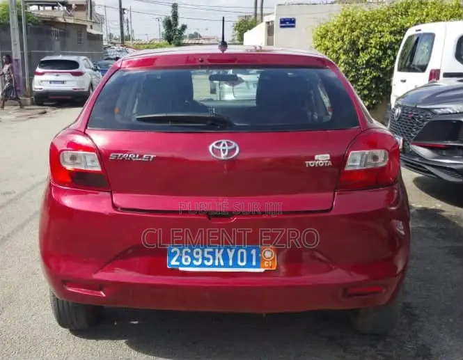 Nouveau Toyota Starlet 2023 Rouge