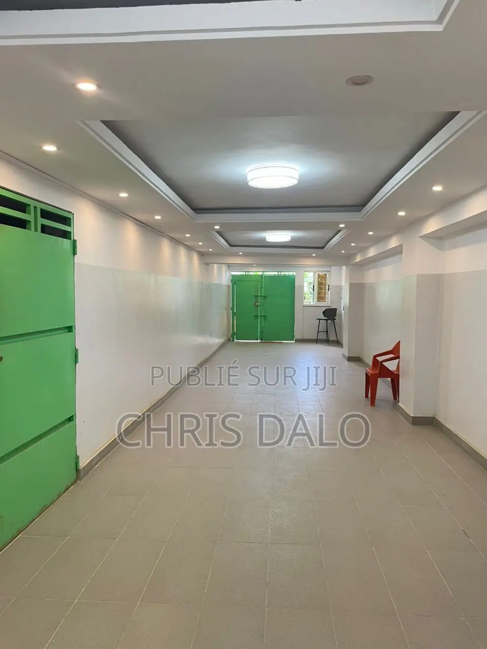 3chbre Appartement dans Dalo Davy, Cocody à Louer
