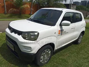 Suzuki S-Presso 2024 Blanc