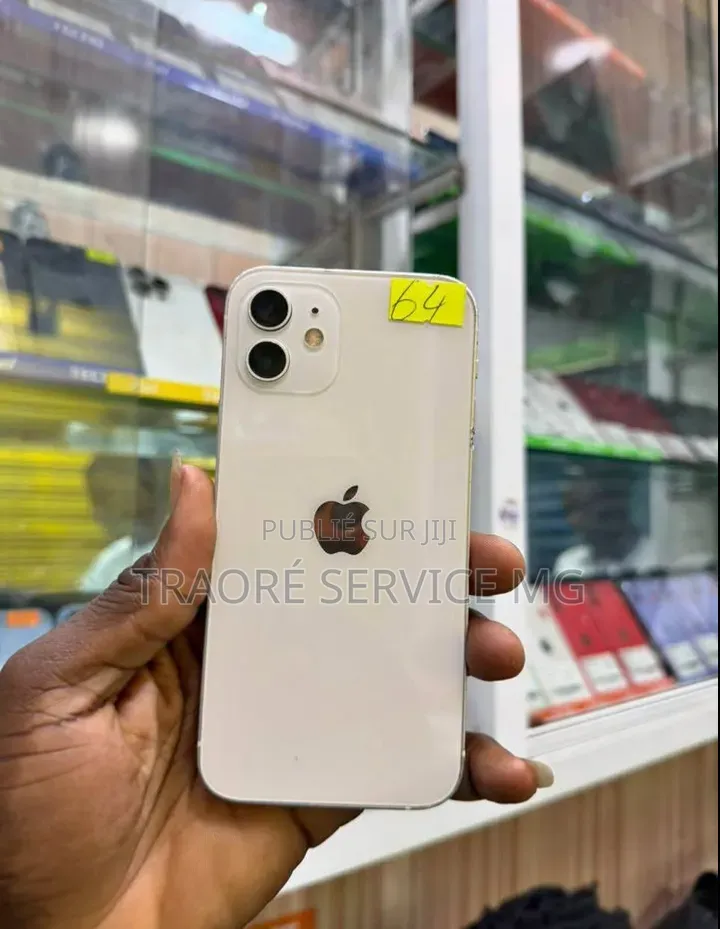 Nouveau Apple iPhone 12 64 GB Doré
