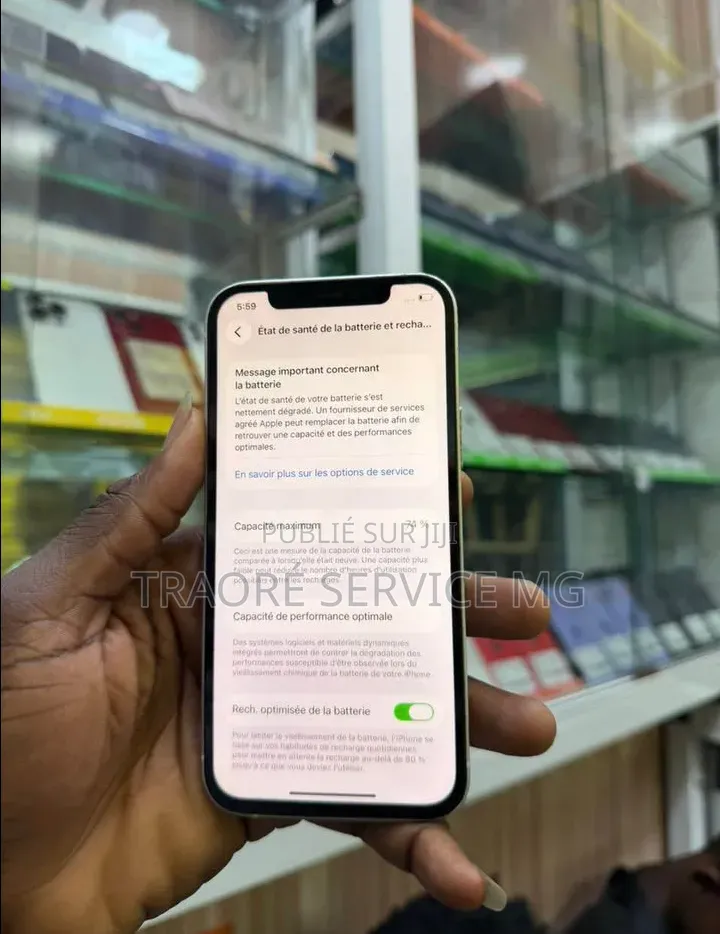 Nouveau Apple iPhone 12 64 GB Doré
