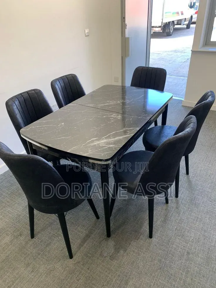 Table À Manger