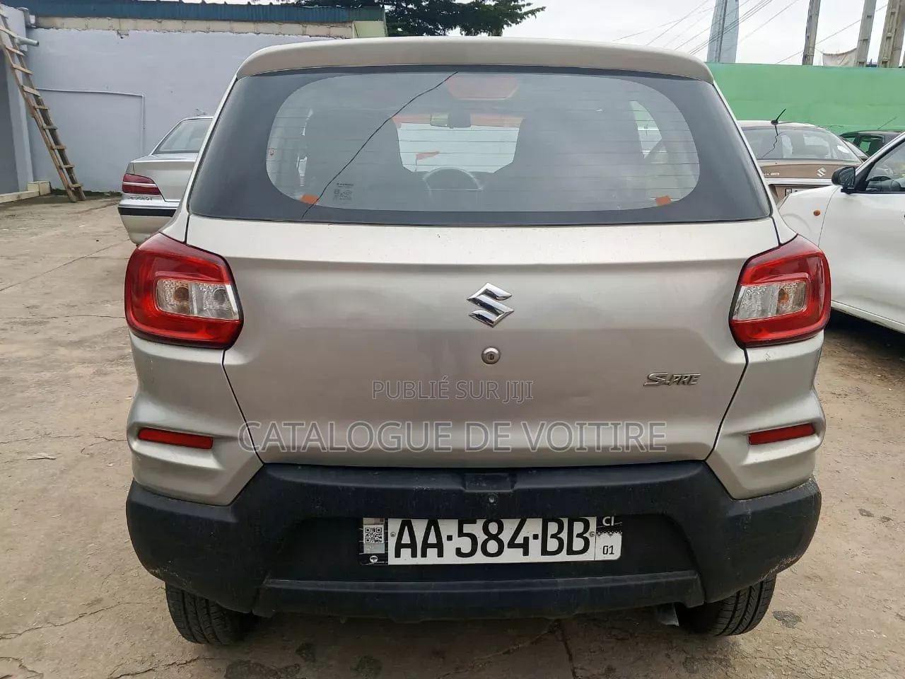 Suzuki S-Presso 2024 Gris