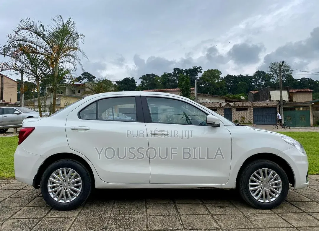 Suzuki Dzire 2024 Blanc