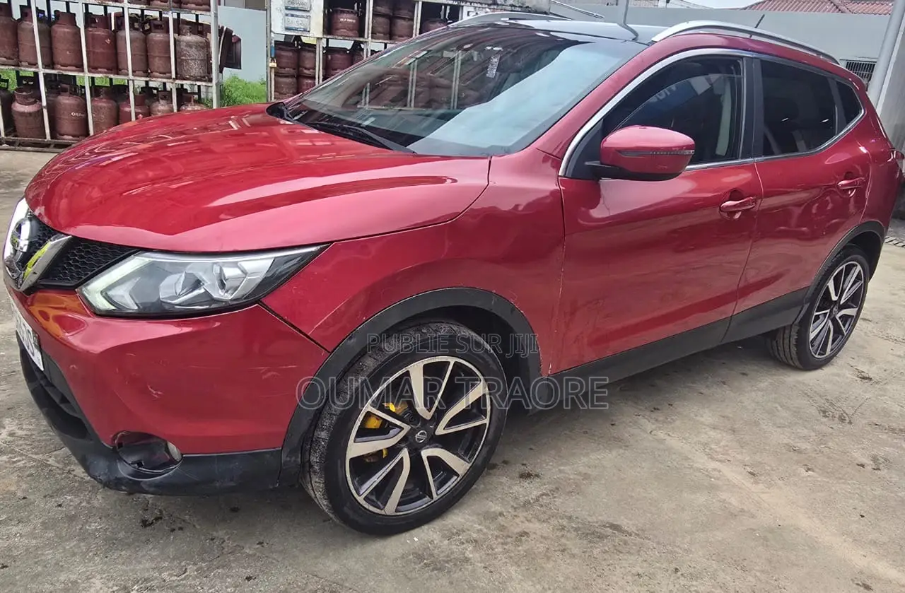 Nissan Qashqai 2016 Rouge