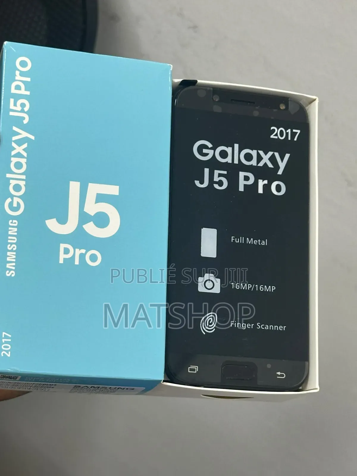 Nouveau Samsung Galaxy J5 Pro 32 GB Noir