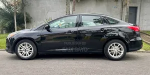 Ford Focus 2015 Noir