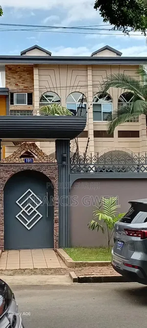 7chbre Duplex dans Francis Gweh, Cocody à Louer