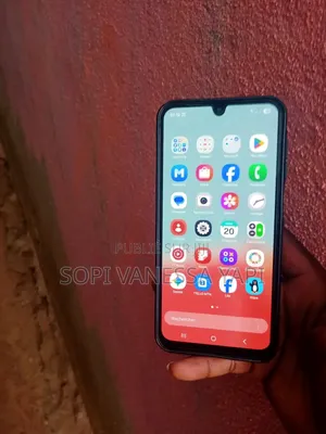Nouveau Samsung Galaxy A16 5G 256 GB Doré