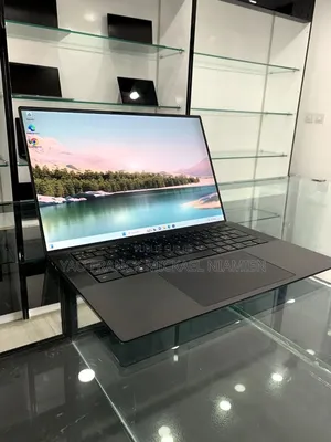 Nouveau Dell Precision 5550 32GB Intel Core i9 SSD 1T