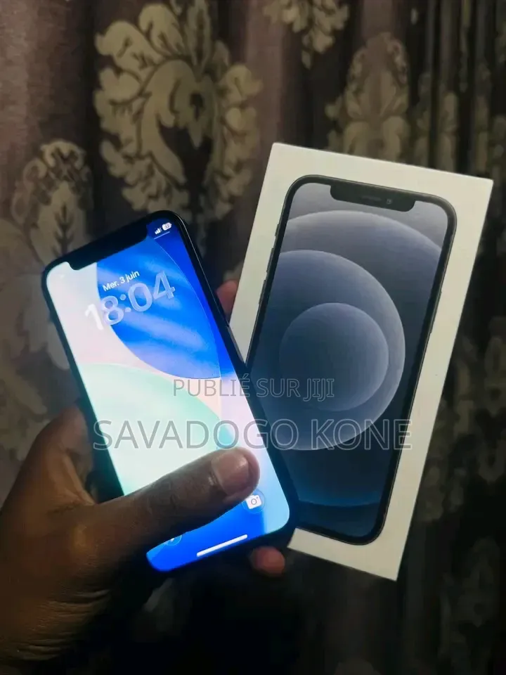 Nouveau Apple iPhone 12 mini 128 GB Noir