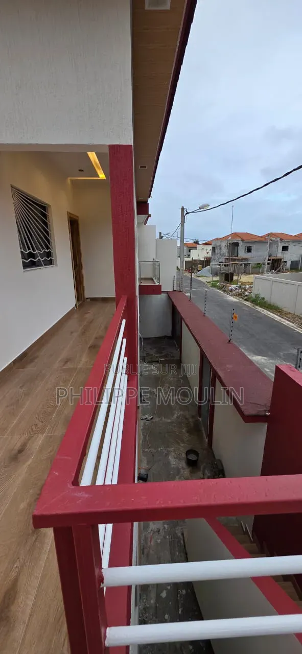 4chbre Duplex dans Modeste, Cocody à Louer
