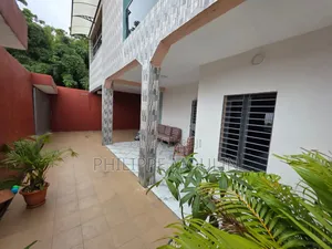 Meublé 4chbre Duplex dans Bingerville à Vendre