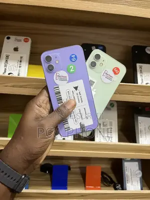 Apple iPhone 12 64 GB Vert