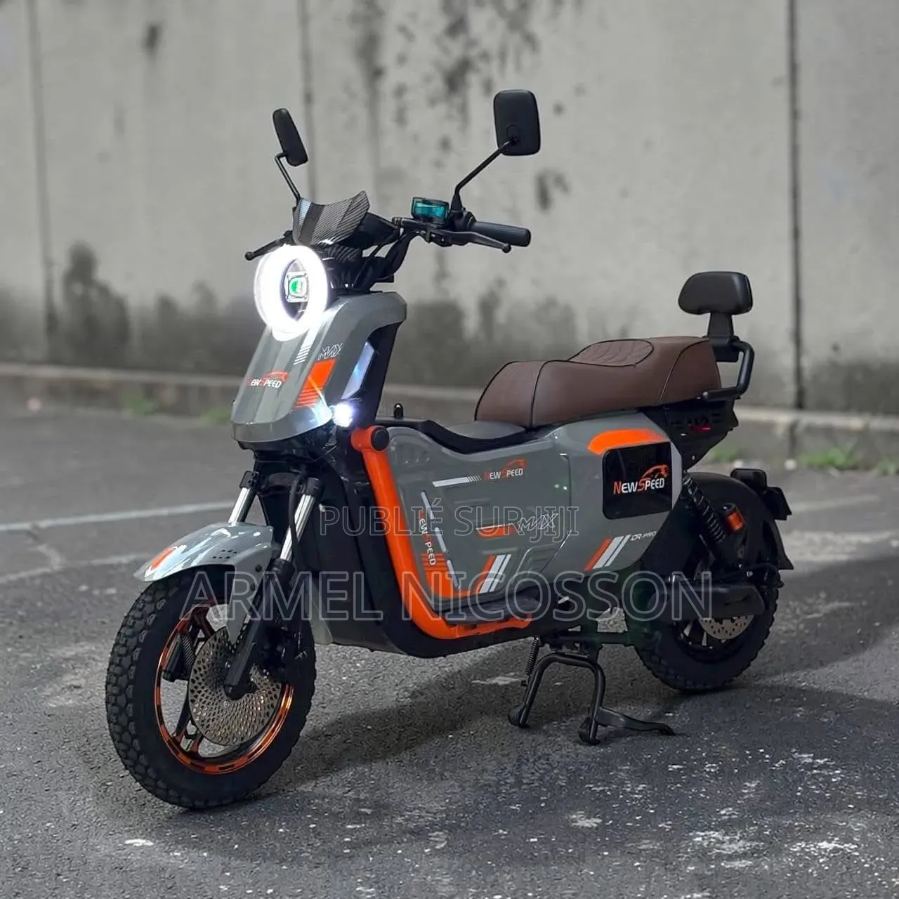 Nouveau Yamaha Crux 2024 Orange