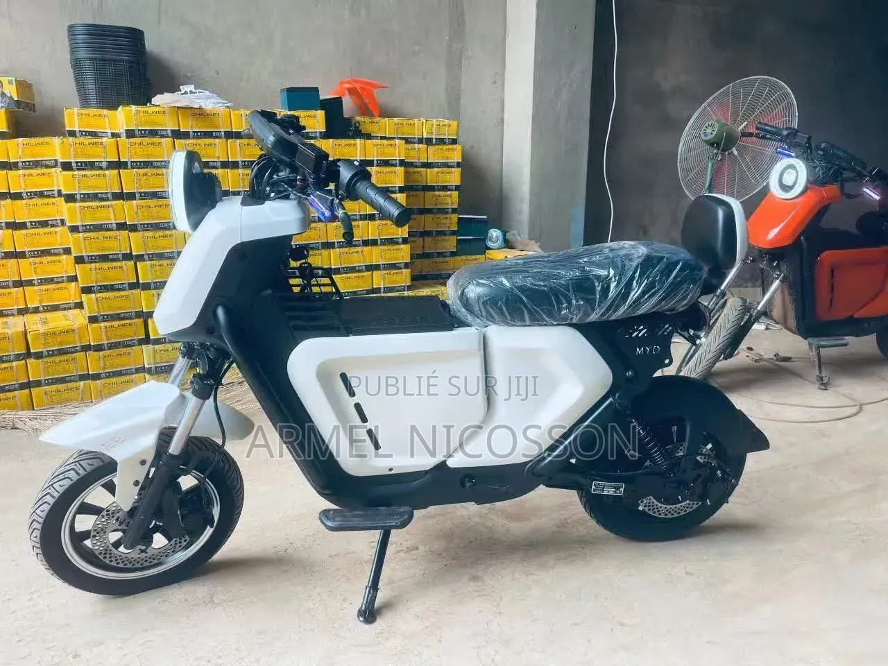 Nouveau Yamaha Crux 2023 Blanc
