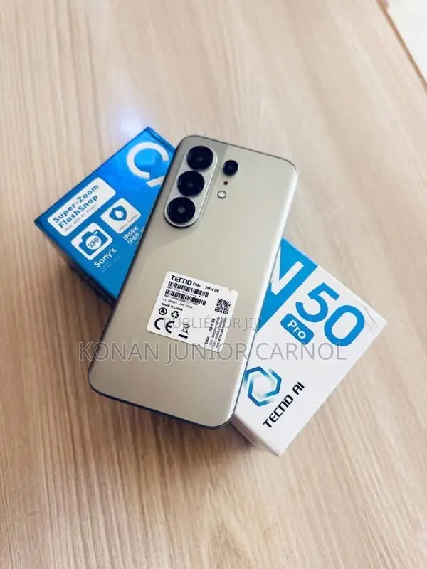 Nouveau Tecno Camon 50 Ultra 512 GB Bleu