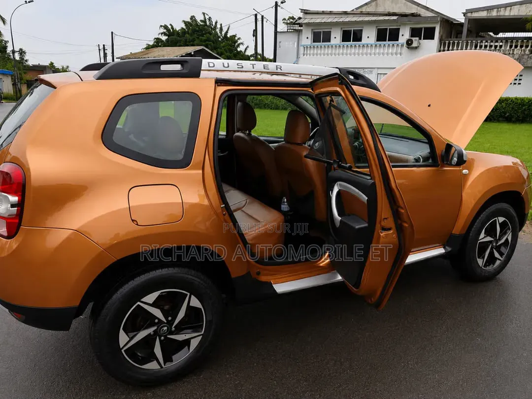 Renault Duster 2015 Orange