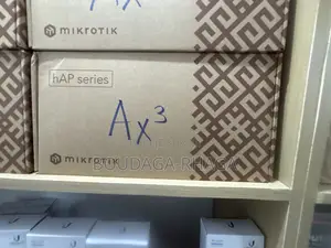 Routeur Mikrotik Hap Ax3 Wi-Fi 6 (802.11ax) Dual-Band.