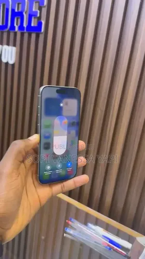 Nouveau Apple iPhone 16 Pro 256 GB Or rose