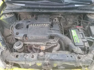 Toyota Yaris 1.0 Eco 2005 Jaune