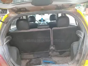 Toyota Yaris 1.0 Eco 2005 Jaune