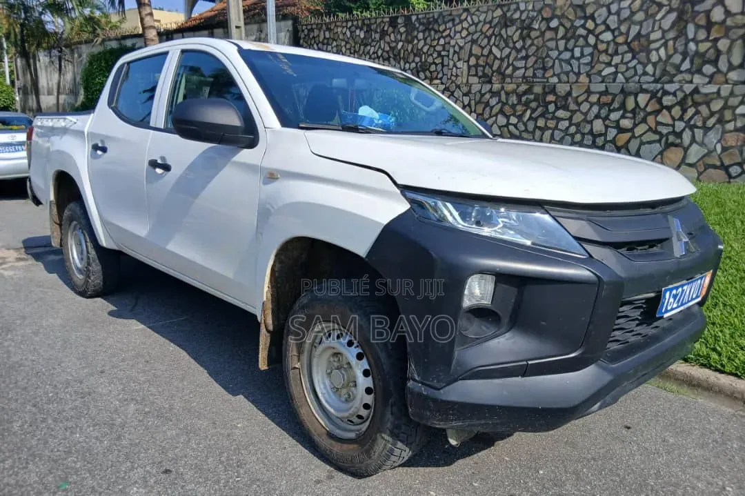 Mitsubishi L200 2022 Blanc