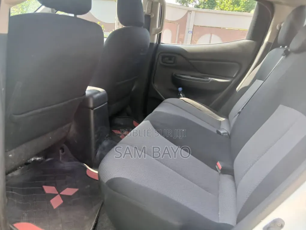 Mitsubishi L200 2022 Blanc