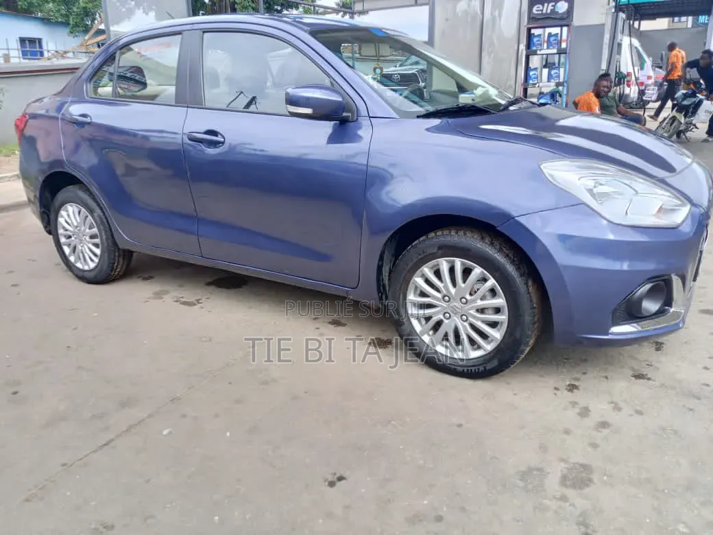Suzuki Dzire 2023 Bleu