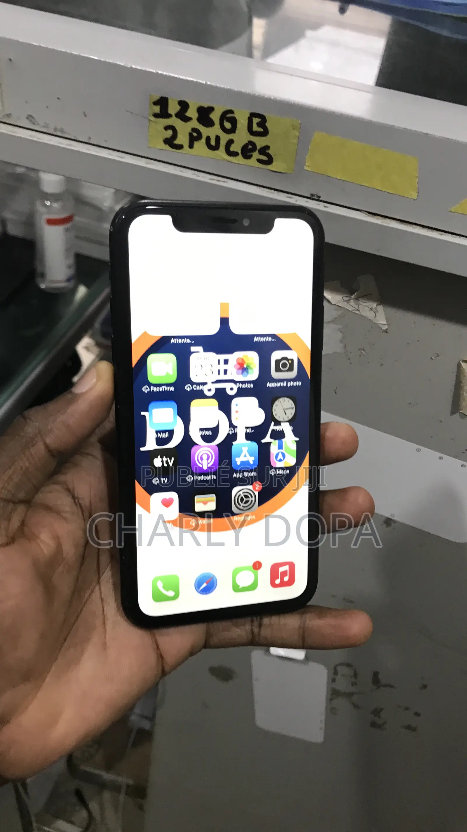 Apple iPhone XR 64 GB Noir