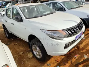 Mitsubishi L200 2019 Blanc