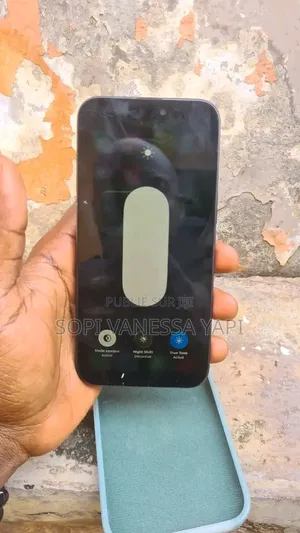 Nouveau Apple iPhone 15 Pro Max 256 GB Noir