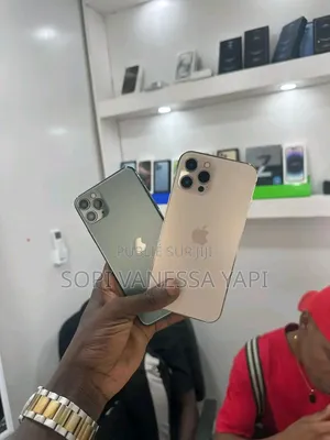 Nouveau Apple iPhone 12 Pro Max 256 GB Doré