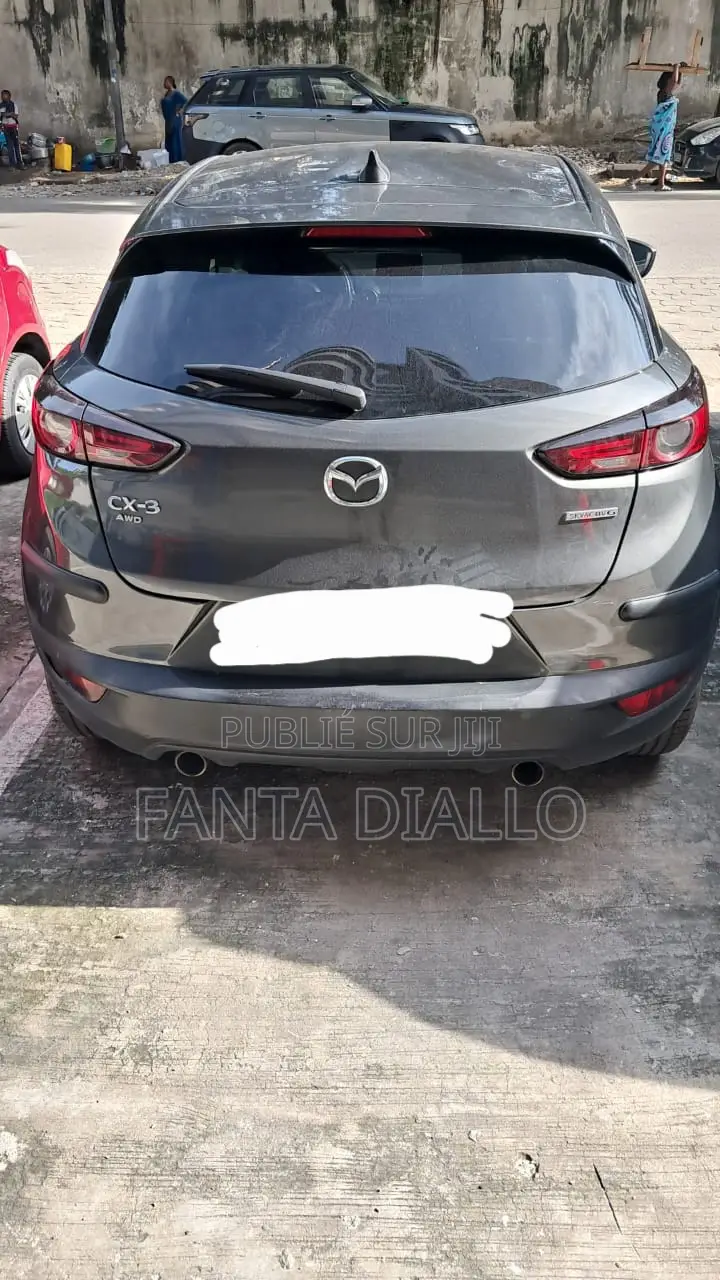 Mazda 3 2021 Gris
