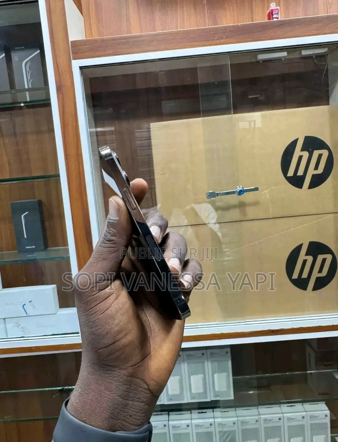 Nouveau Apple iPhone 13 Pro 256 GB Bronze