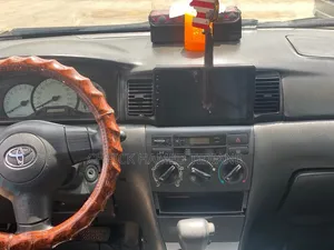 Toyota Corolla 2004 Rouge