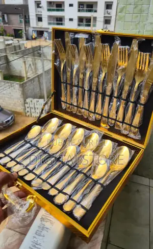 Ensemble De Couvert