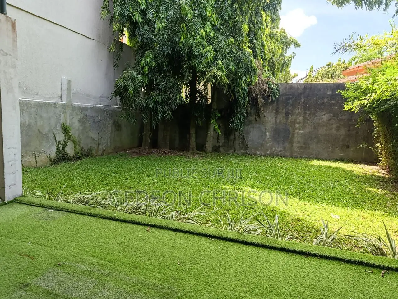 4chbre Villa dans Cocody à Louer