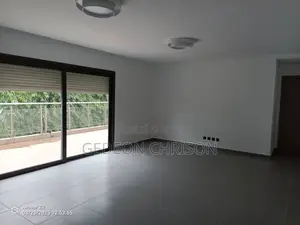 4chbre Duplex dans Cocody à Louer
