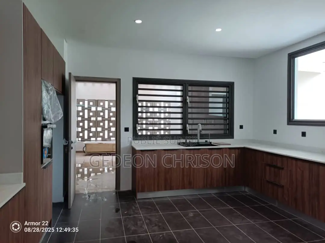 4chbre Duplex dans Cocody à Louer
