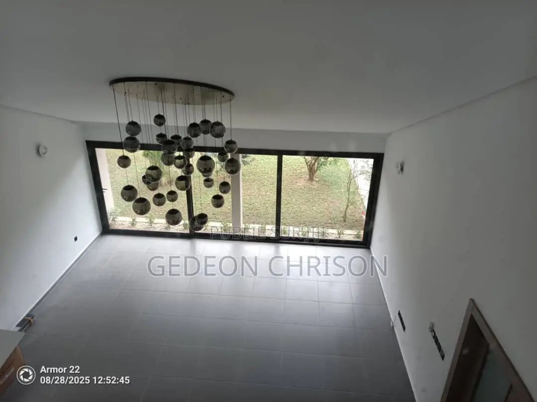 4chbre Duplex dans Cocody à Louer