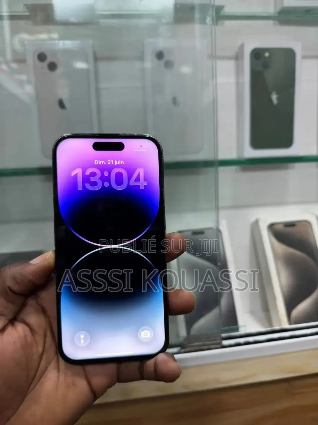 Nouveau Apple iPhone 14 Pro 1 TB Noir