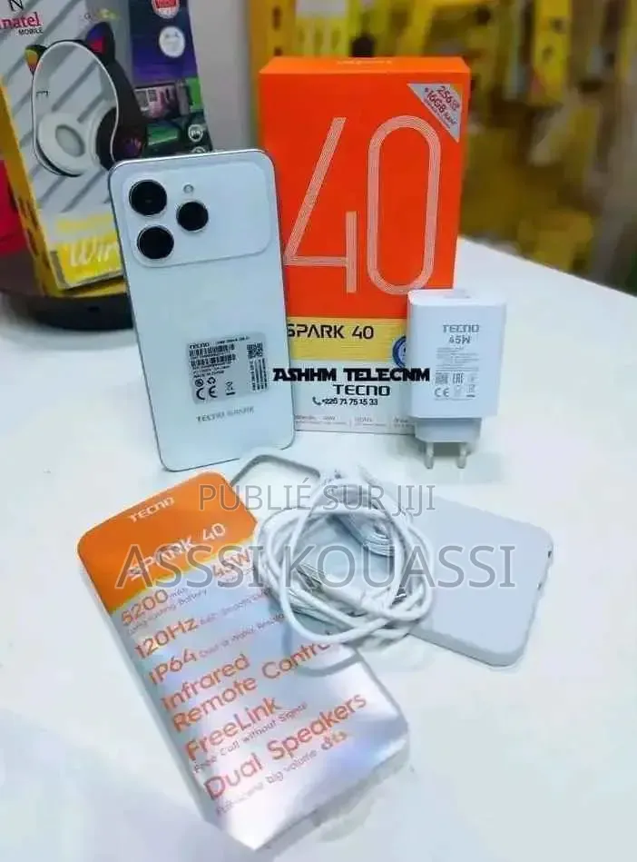 Nouveau Tecno Spark 40 256 GB Blanc