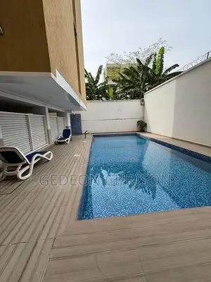 3chbre Appartement dans Cocody à Vendre